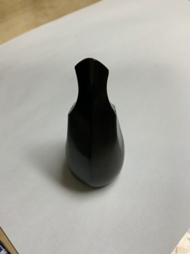 沖縄三線バチ　先端の両脇を削り、最小面積で弦をキャッチ