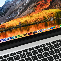 MacBook Pro (Retina 15インチ Mid 2014) クリエイター・デザイナー向け CS6・Win10Pro付きの画像