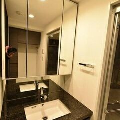 【🎆審査No.1🎆】　✅初期費用20万円　📍東京メトロ⽇⽐⾕線 六本⽊ 徒歩4分 - 不動産