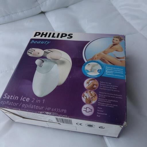 ほぼ未使用PHILIPS ☆電動脱毛器☆HP6434 サテンアイス ボディー