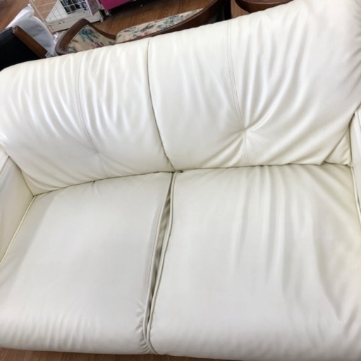 2人掛けソファー売ります‼︎