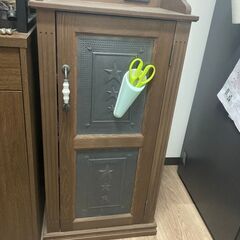 【早い者勝ちです！】アンティーク風キャビネットお譲りします