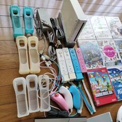 Wii 本体 Fit リゾート マリオカート ファミリートレーナー ハンドル ソフト9本の画像