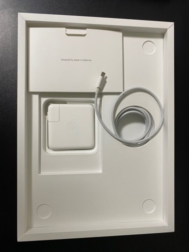 MacBook Pro スペースグレイ ［MYD82J/A］ 256GB M1 13-inch、2020モデル