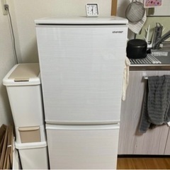 冷蔵庫（両開き）