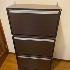 靴箱3段収納、しっかりとした造り