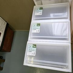 カインズ　押し入れケース　3つ