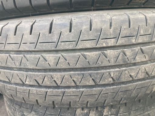 195/80r15 ヨコハマ　夏タイヤ　バリ溝