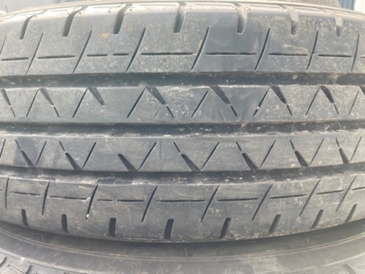 195/80r15 ヨコハマ　夏タイヤ　バリ溝