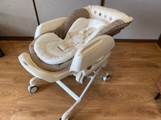 ネムリラ　オートスウィング　ハイローチェア