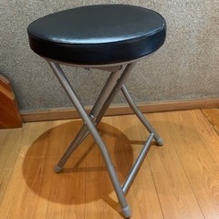 【取引終了】折りたたみ椅子の画像