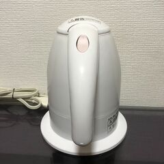 アイリスオーヤマ 電気ケトル ホワイト IKE-1001-W