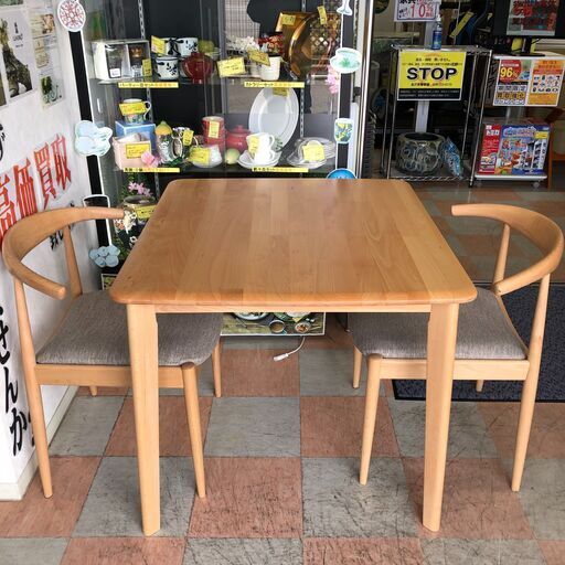 ニトリ ダイニングテーブル3点セット 木目調 ナチュラル  W(幅)90×D(奥行き)80×H(高さ)70cm ※クリーニング済み