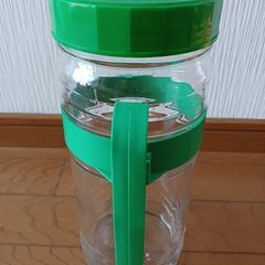 果実酒ビン　(フタ緑色)