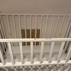 【無料でお譲りします】アリス sleepy ベビーベッドの画像