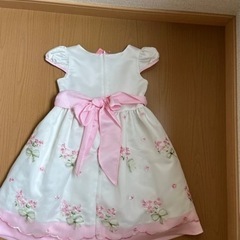 女児120cm新品ドレスの画像