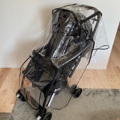【最終値下げ‼️】4,000円→3,000円✨ベビーカー 黒 メッシュ素材 レインカバー付きの画像