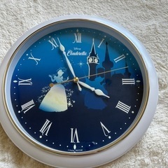 シンデレラ　時計　蓄光　プリンセス