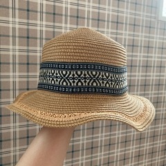 麦わら帽子　刺繍帽子