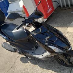 アドレスV125s　GIVIボックス付の画像