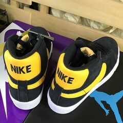 NIKE SB ズームブレイザーミッド 24cm ブラック スニーカー 未使用品の画像