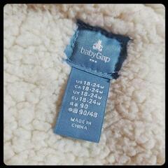babyGAP ファー付きパーカー✧︎の画像