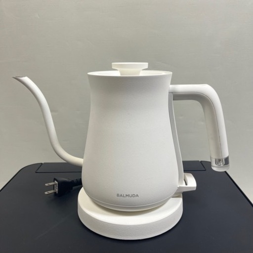 ✨?期間限定?ジモティー特別価格?✨ BALMUDA 電気ケトル K02A-WH