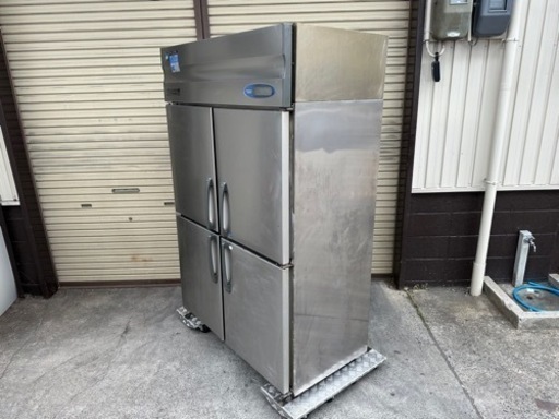 ホシザキ　HOSIZAKI　業務用　縦型　冷凍室2面　冷蔵室2面　７８４L　店舗　飲食店　HRF-120ZFT3
