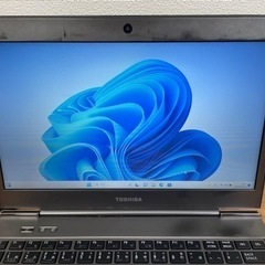 大好評ポッキリ価格♪SSD256GB♪東芝 Windows11Pro ウルトラブック 超薄型ノートパソコン Core i5-3427Uの画像