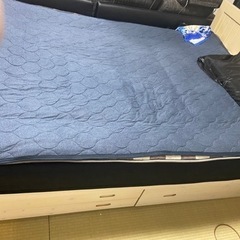 【決まりました】値下げします！今月末まで！ダブルベッド