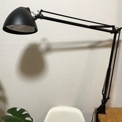 【週末値下げ中】Zライト照明・テーブル取り付けできます。