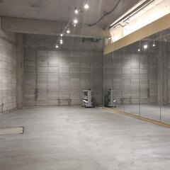 下高井戸5分！限定半額🥳880円～/h 高音質迫力スピーカ🔊コンクリ壁で撮影にも使えるレンタルスタジオの画像