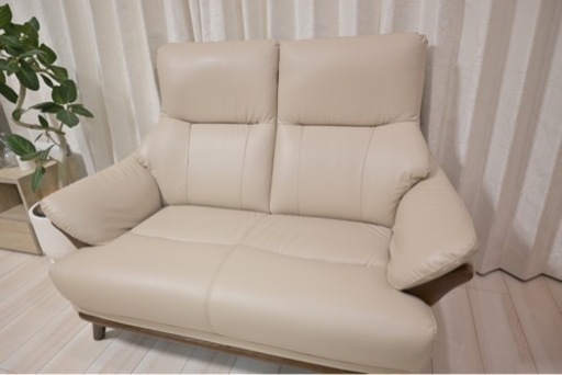 二人掛けソファ　ニトリ