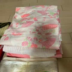 👘帯と長襦袢3枚の画像