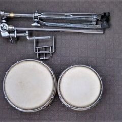 Pearl　パール　PRFOFESSIO NAL PERCUSSION プロ　ボンゴ　SERNO107097 / 専用ボンゴスタンド付き チューニングレンチ付きの画像