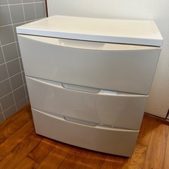 【商談中】【代理出品。場合によっては値下げあり】チェスト　衣装ケース