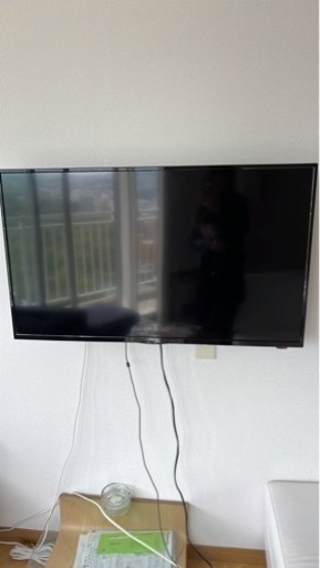 壁がけ金具+テレビ+説明書あり