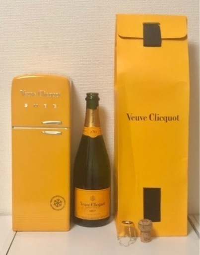 Veuve Clicquot  ヴーヴクリコ　フリッジ　250周年記念