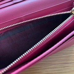 PRADA 長財布の画像