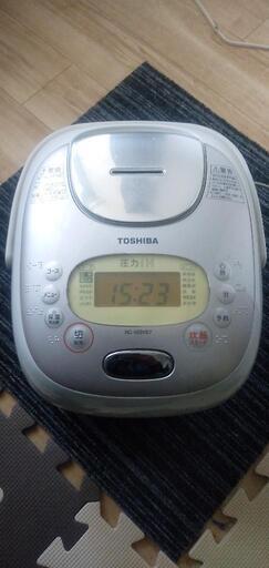 TOSHIBA　炊飯器