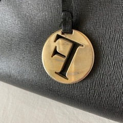 【FURLA】ハンドバッグ ブラックの画像