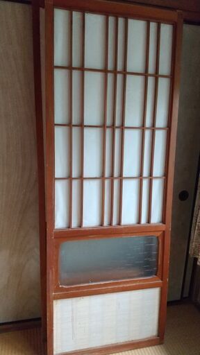 古民家　扉　ふすま　硝子　ガラス　畳