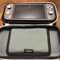 【全国発送可・説明文参照・ソフト4本付属】Nintendo Sw...