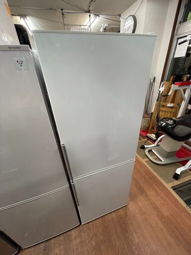 リサイクルショップどりーむ天保山店 No8288 冷蔵庫 275Lの少しでかいサイズ！！ 一般家庭に必須の商品！！