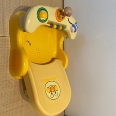 アンパンマンバスチェア　背面可動式の画像