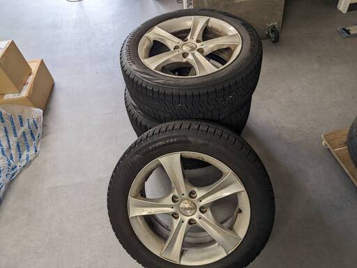 005【現状品】ブリヂストン BLIZZAK VRX2 スタッドレス 5穴 4本セット 2017年製　205/55R17