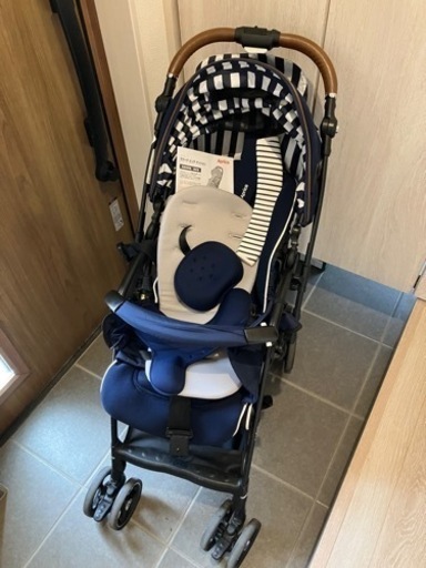 ベビーカー　ラクーナビーテクッション
