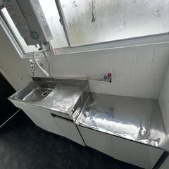 地域最安家賃！初期費用０円!!２０１号室！無料インターネット！広々３０平米！風呂トイレ別!!2人入居可！ペット可！高齢者・生活保護・外国人可！宅配ボックスあり！100m以内に近隣駐車場あります^^ − 奈良県