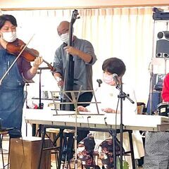 土曜日のみ！芸術ケアの「金木犀」スタッフ急募！見学だけでもOKの画像