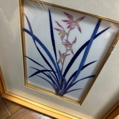 陶器の絵画　額縁付きの画像
